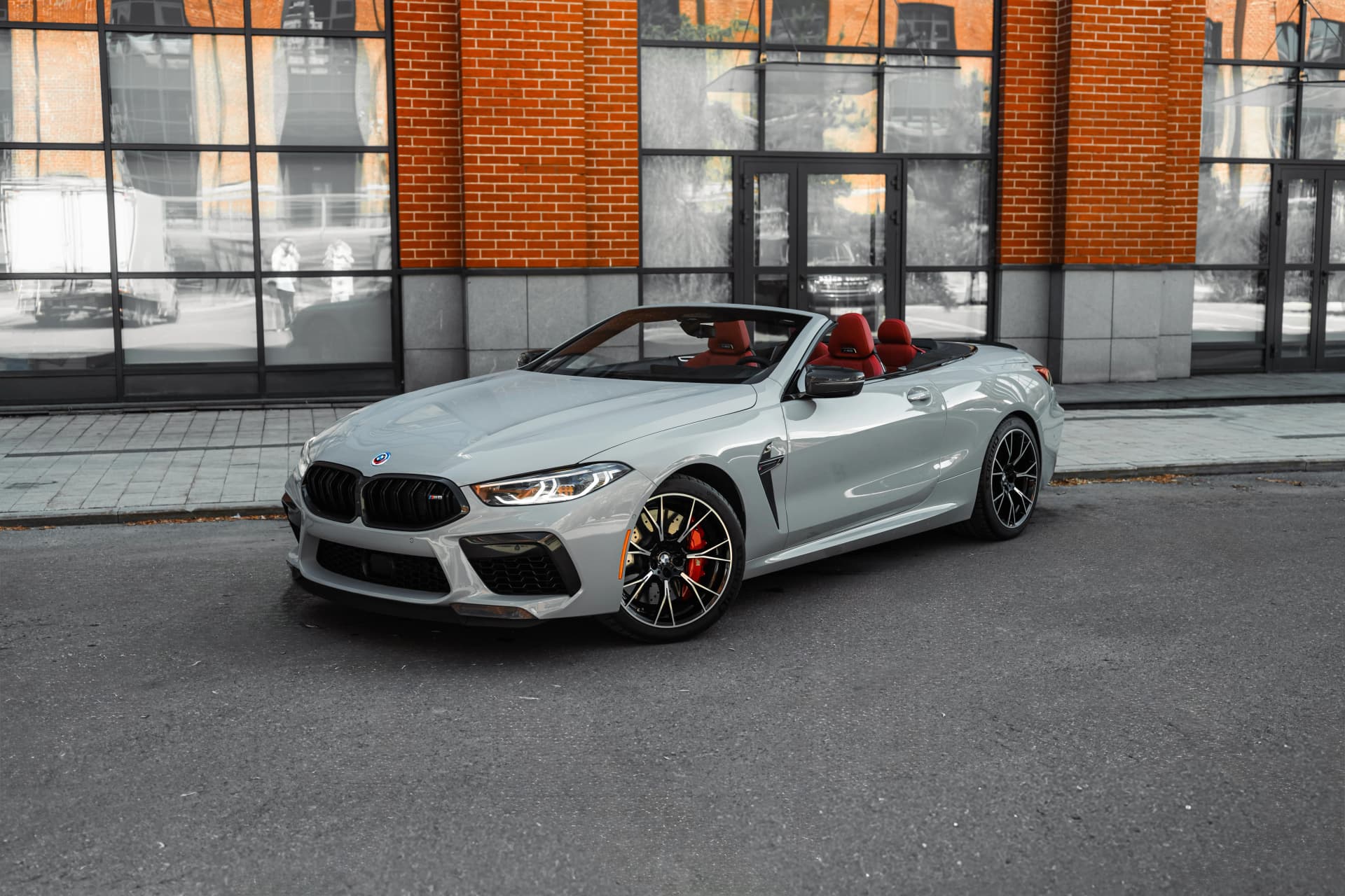 BMW M8 Cabrio — фото 4