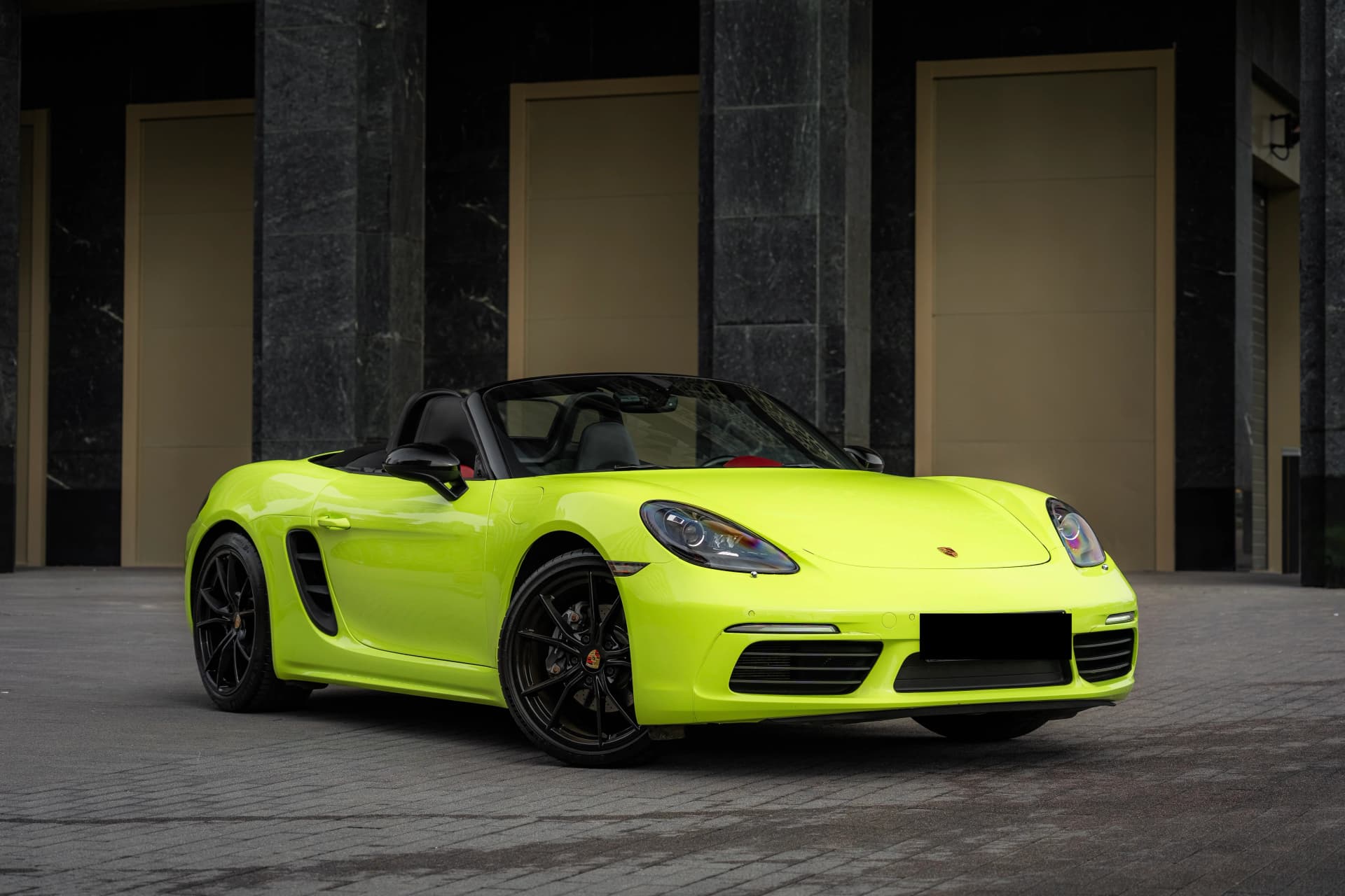 Аренда Porsche 718 Boxster в Москве