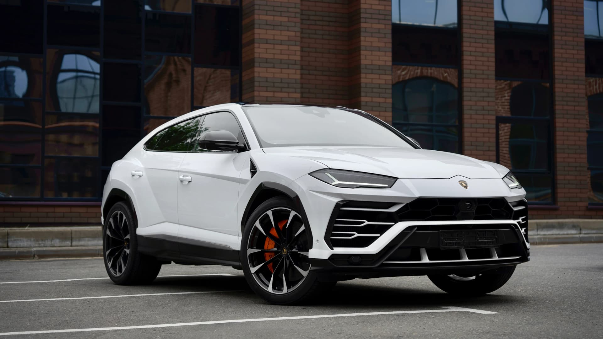 Аренда Lamborghini Urus в Москве