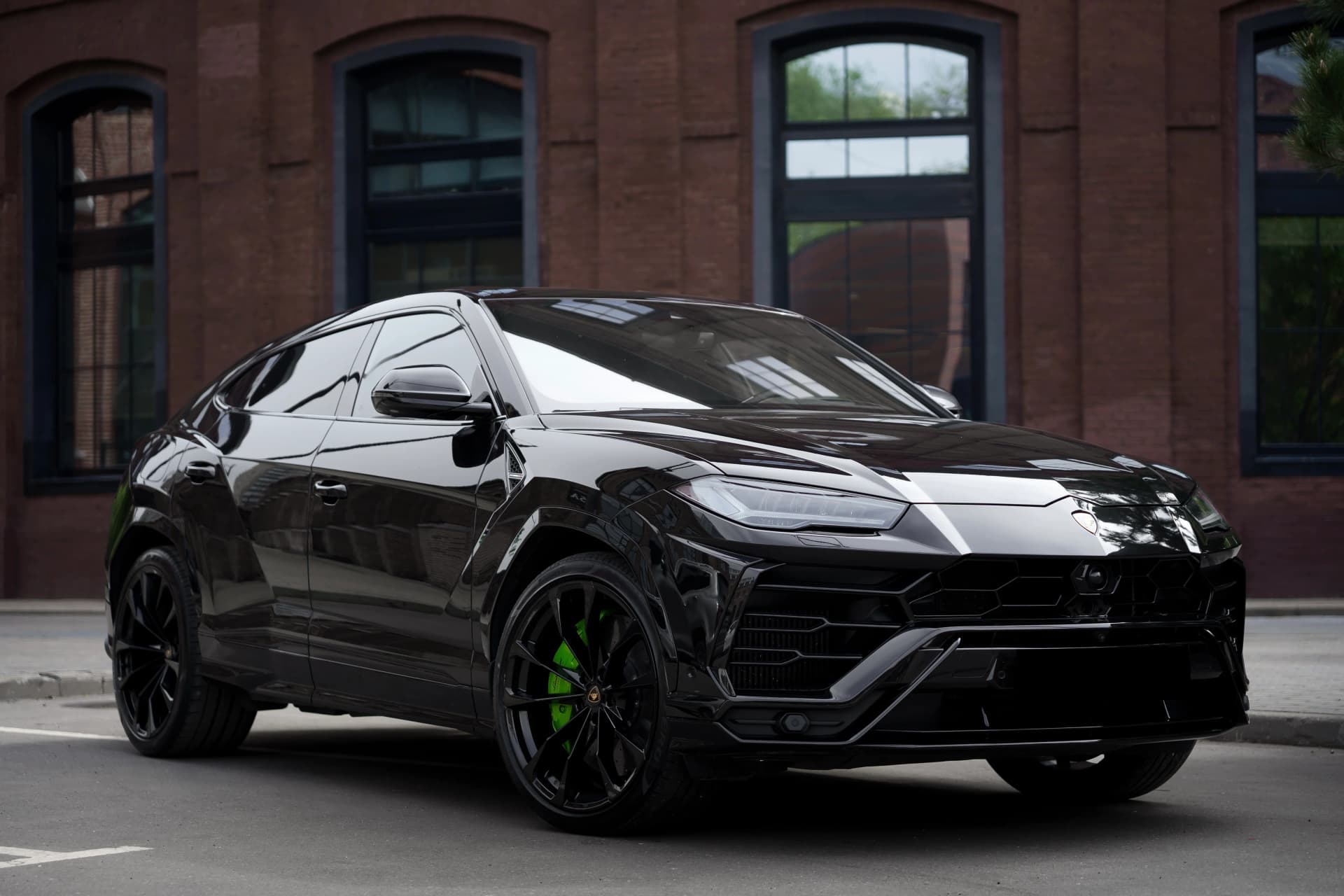 Аренда Lamborghini Urus в Москве