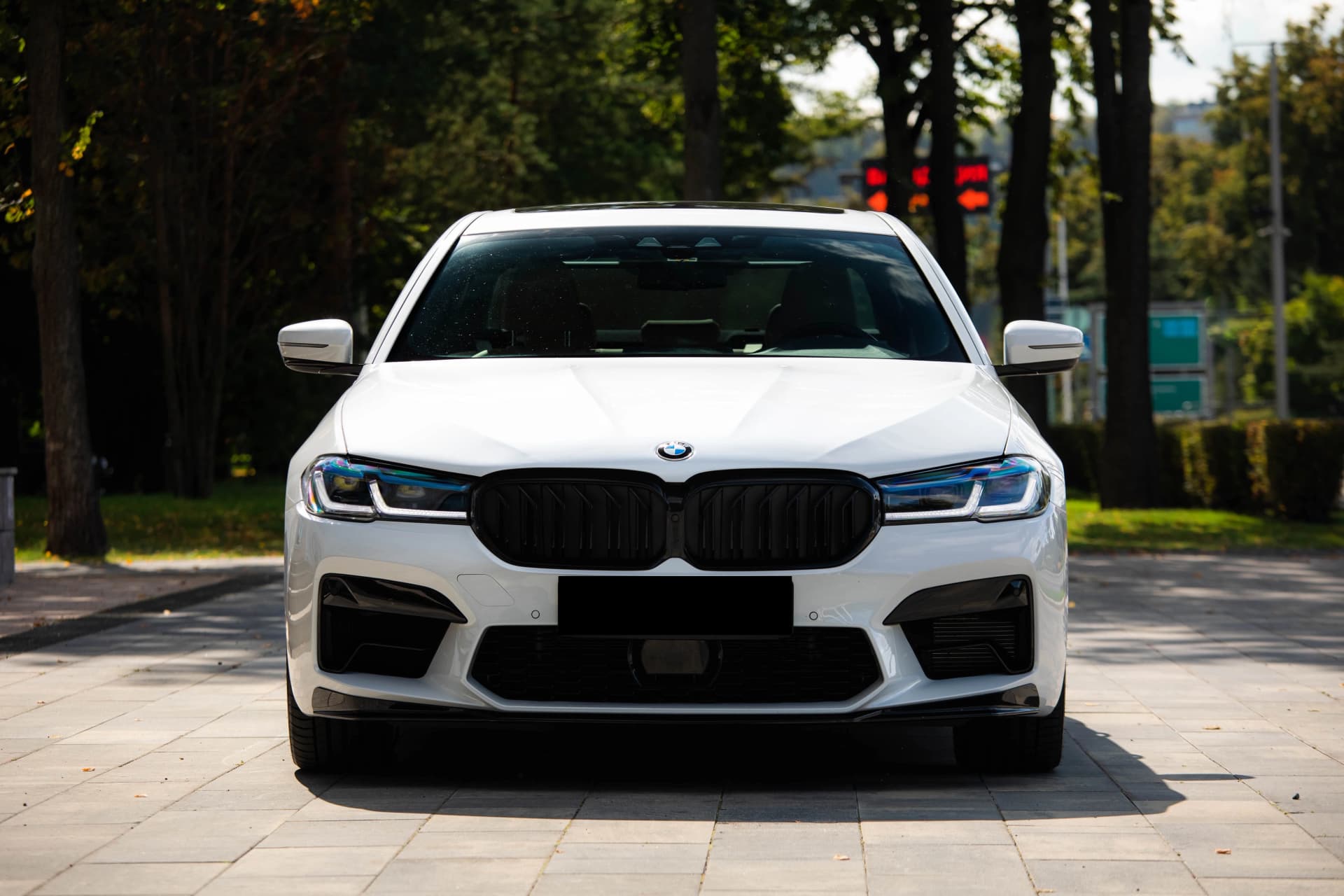 BMW 530i — фото 2