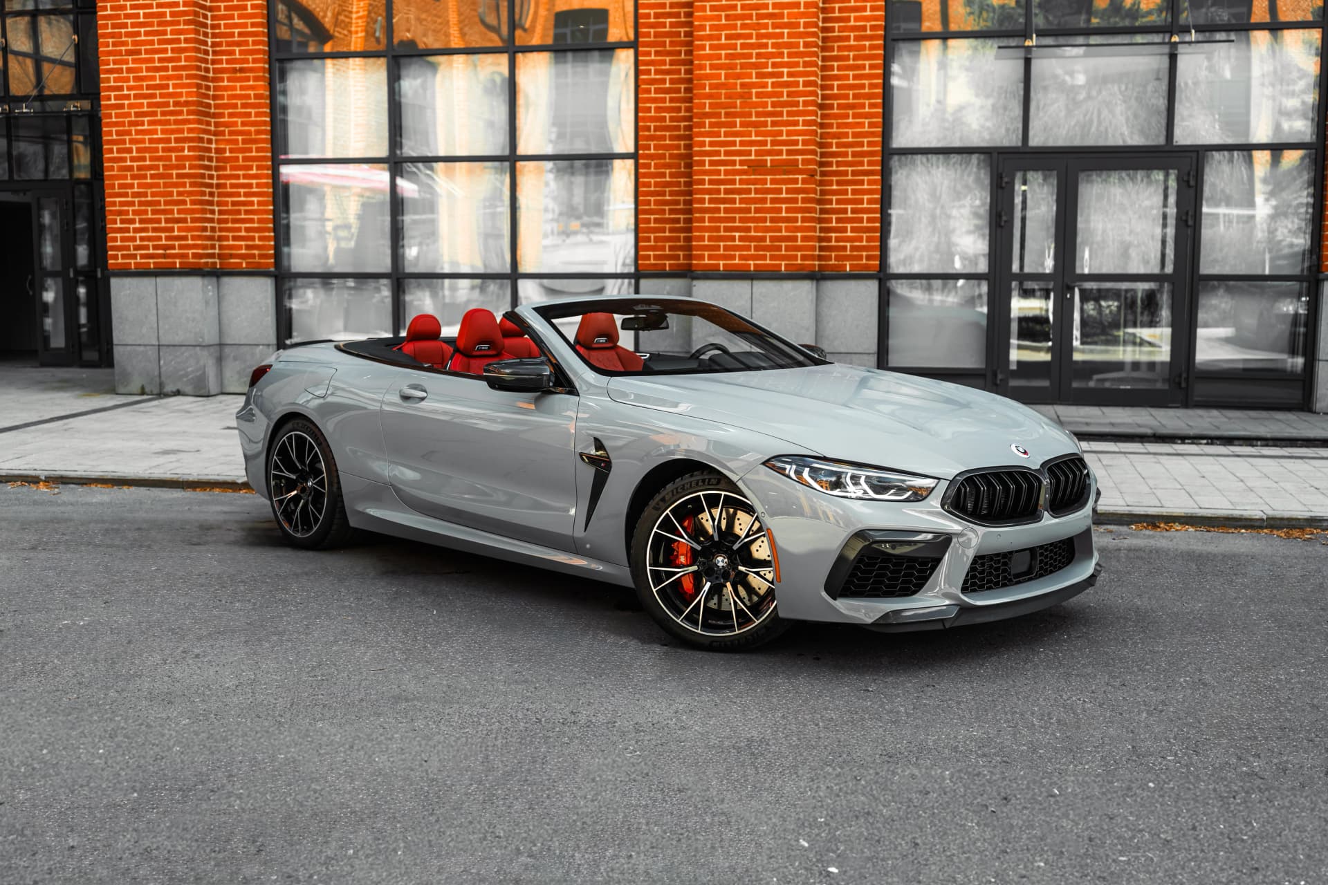 Аренда BMW M8 Cabrio в Москве