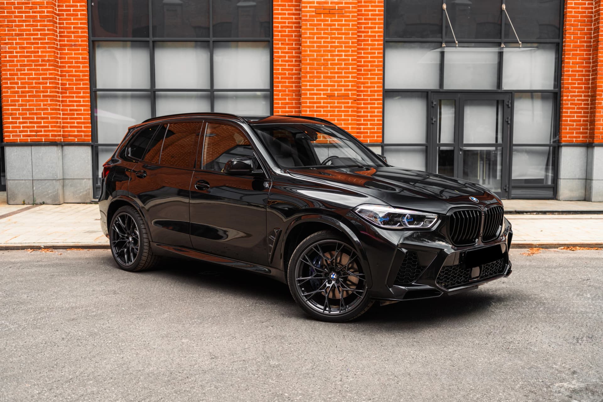 Аренда BMW X5 40i в Москве