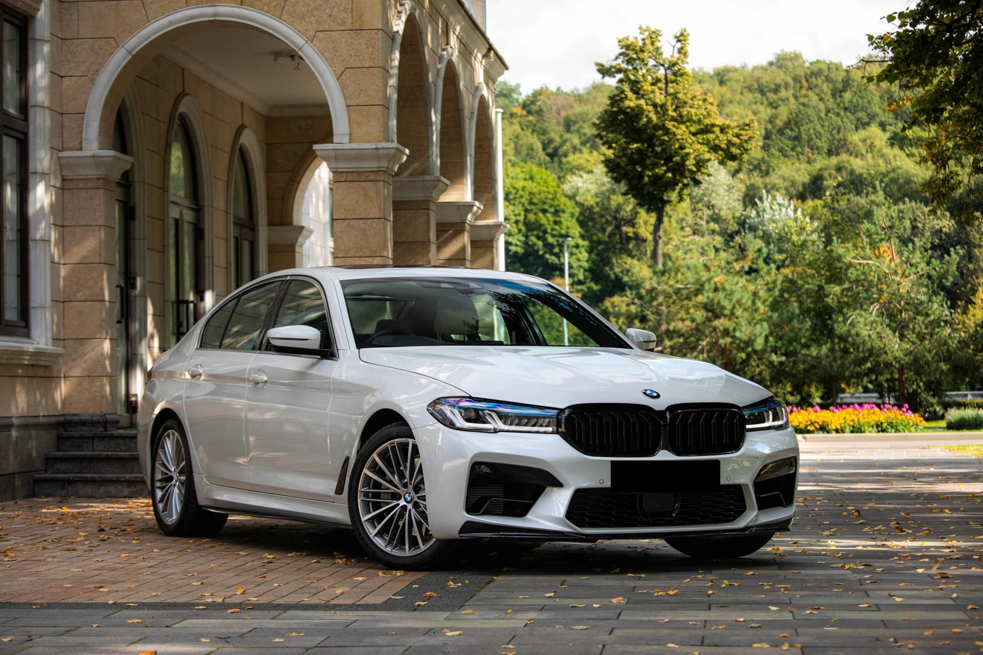 Аренда BMW 530i в Москве