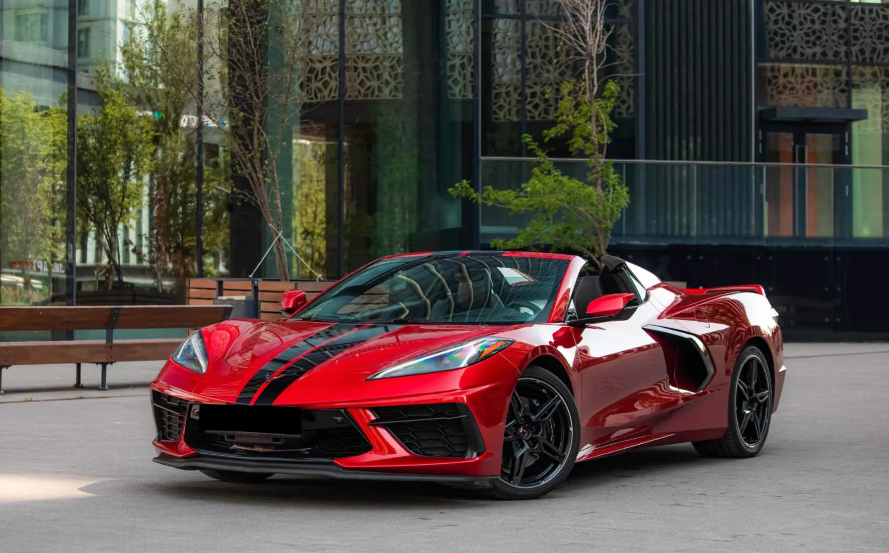 Chevrolet Corvette C8: американский V8 за спиной