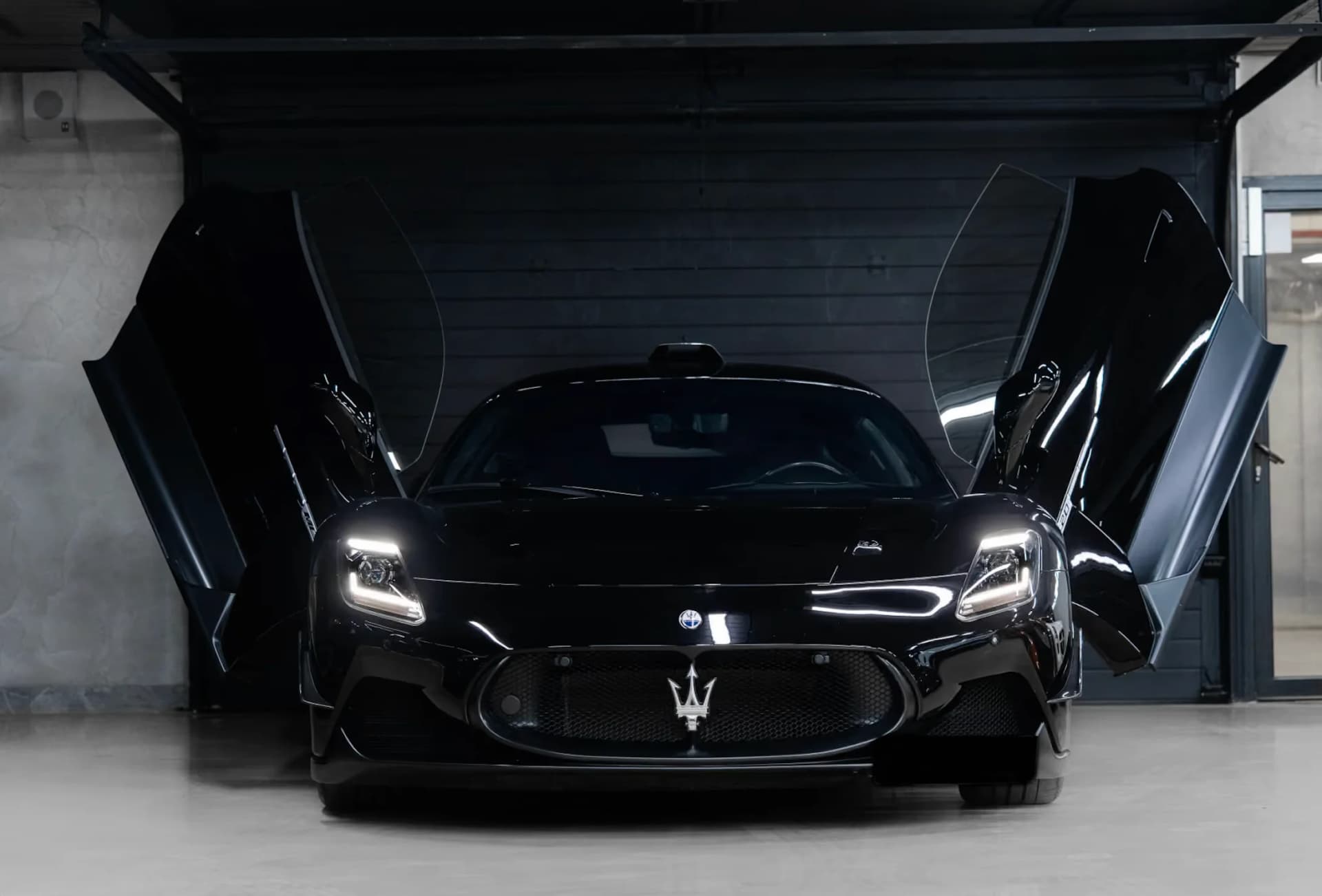 Maserati MC20: что скрывается за дверьми «крыло бабочки»